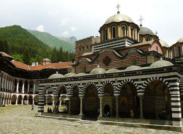 България
